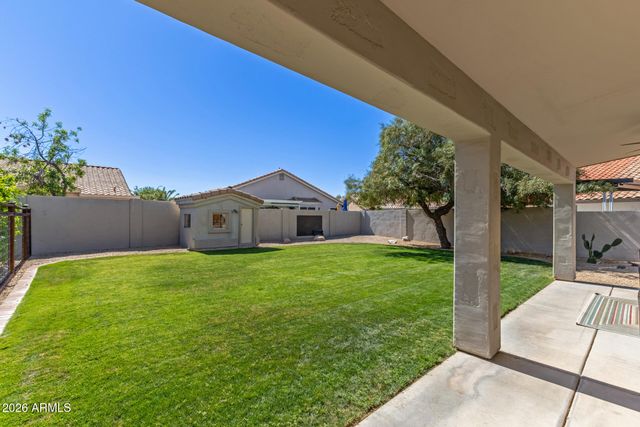 7247 W LOS GATOS Drive, Glendale, AZ 85310