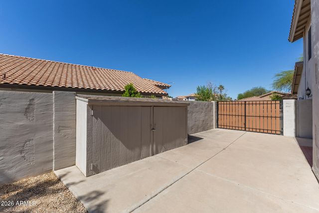7247 W LOS GATOS Drive, Glendale, AZ 85310
