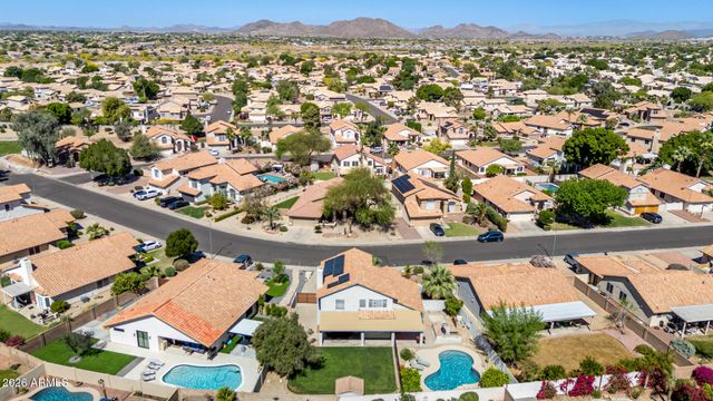 7247 W LOS GATOS Drive, Glendale, AZ 85310