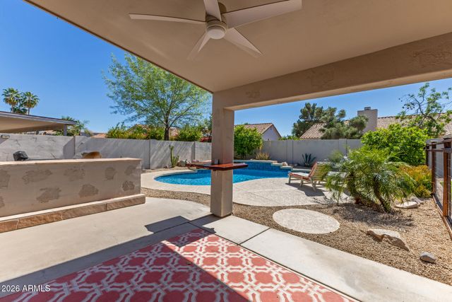 7247 W LOS GATOS Drive, Glendale, AZ 85310