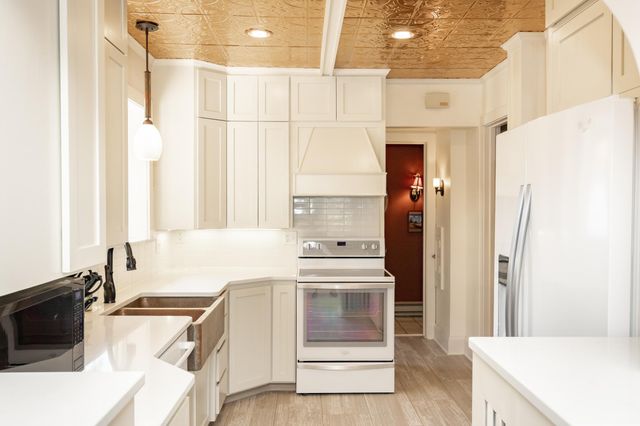 1125 5th Street N, Fargo, ND 58102