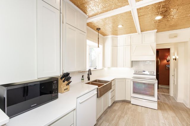 1125 5th Street N, Fargo, ND 58102