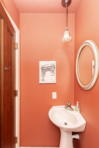 1125 5th Street N, Fargo, ND 58102