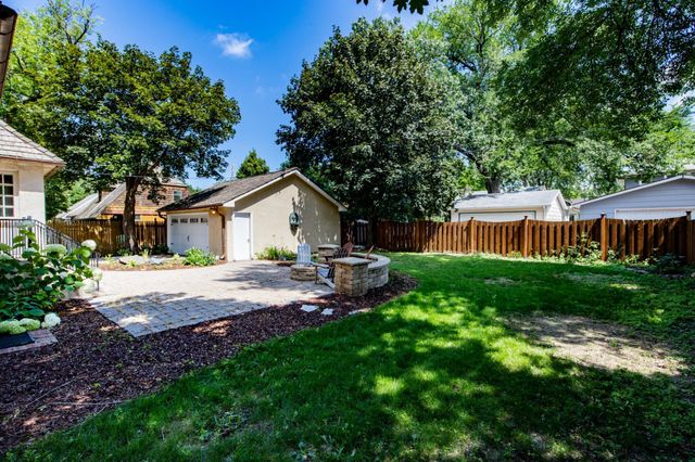 1125 5th Street N, Fargo, ND 58102