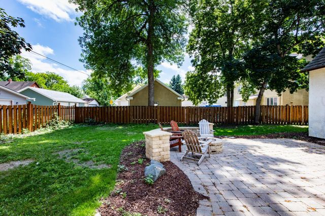 1125 5th Street N, Fargo, ND 58102