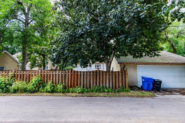 1125 5th Street N, Fargo, ND 58102