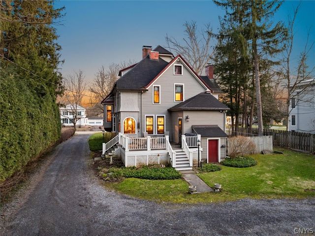70 College Street, Kirkland, NY 13323