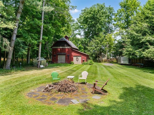70 College Street, Kirkland, NY 13323