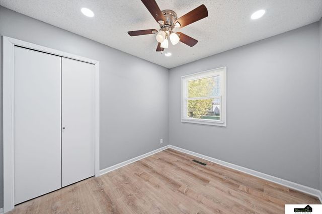 5831 Queens Drive, Lincoln, NE 68516