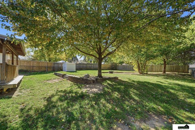 5831 Queens Drive, Lincoln, NE 68516