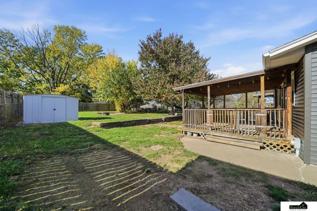 5831 Queens Drive, Lincoln, NE 68516