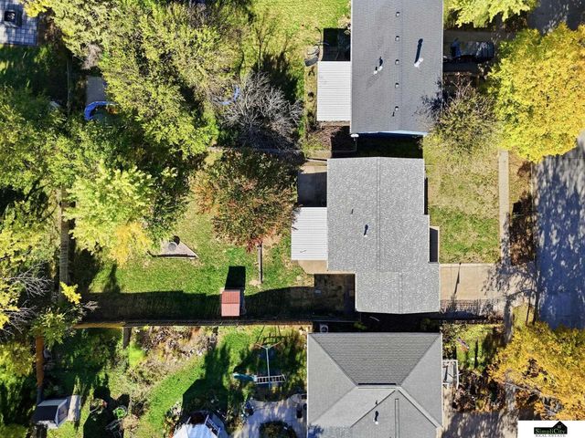 5831 Queens Drive, Lincoln, NE 68516