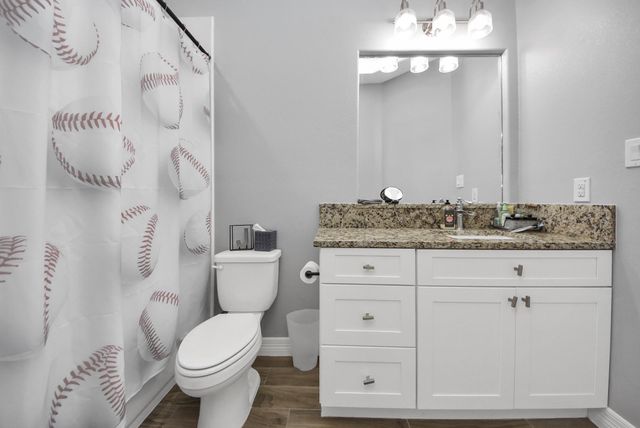 2102 Road 660, Dayton, TX 77535