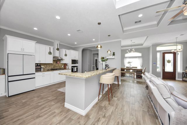 2102 Road 660, Dayton, TX 77535