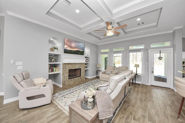 2102 Road 660, Dayton, TX 77535