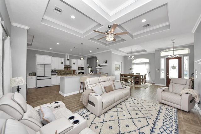 2102 Road 660, Dayton, TX 77535