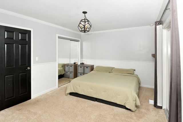 1415 N Scully Drive, Mchenry, IL 60050
