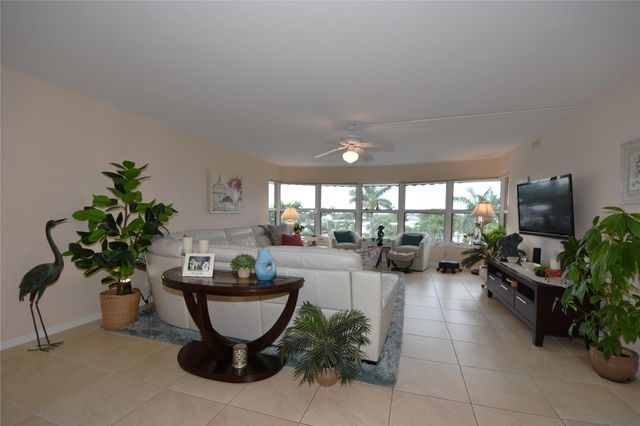 3111 NE 51st Street 405c, Fort Lauderdale, FL 33308