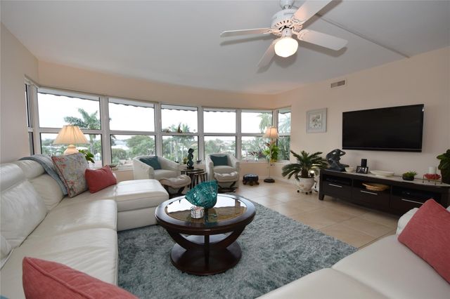 3111 NE 51st Street 405c, Fort Lauderdale, FL 33308