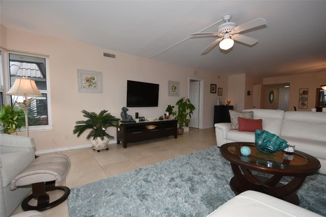 3111 NE 51st Street 405c, Fort Lauderdale, FL 33308