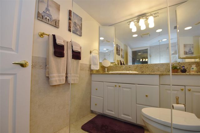 3111 NE 51st Street 405c, Fort Lauderdale, FL 33308