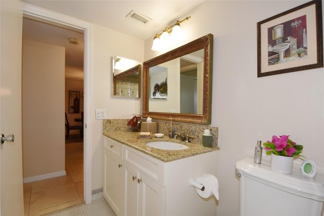 3111 NE 51st Street 405c, Fort Lauderdale, FL 33308