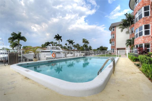 3111 NE 51st Street 405c, Fort Lauderdale, FL 33308