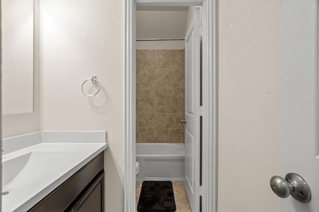 1229 Homer LN, Round Rock, TX 78665