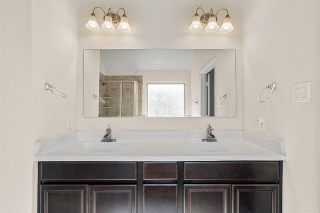 1229 Homer LN, Round Rock, TX 78665