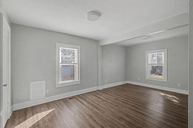 302 Hickory Dr, Shelbyville, TN 37160