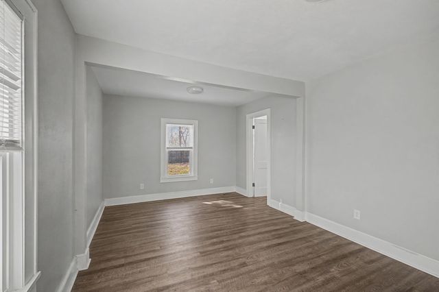 302 Hickory Dr, Shelbyville, TN 37160