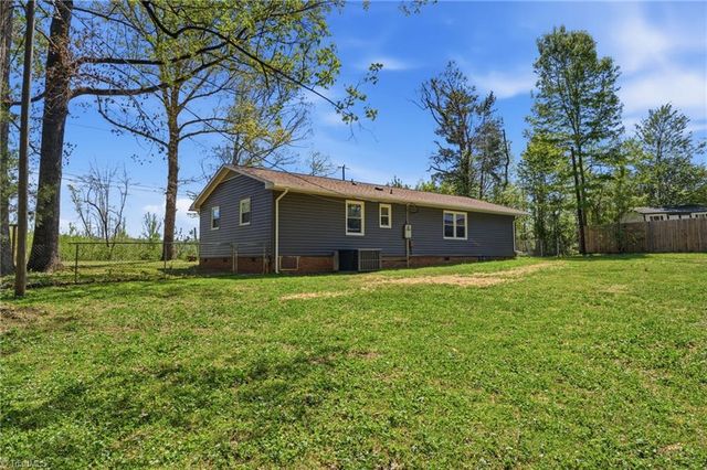 383 Elon Drive, Reidsville, NC 27320