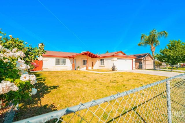 114 Sowerby Village Lane, Bakersfield, CA 93307