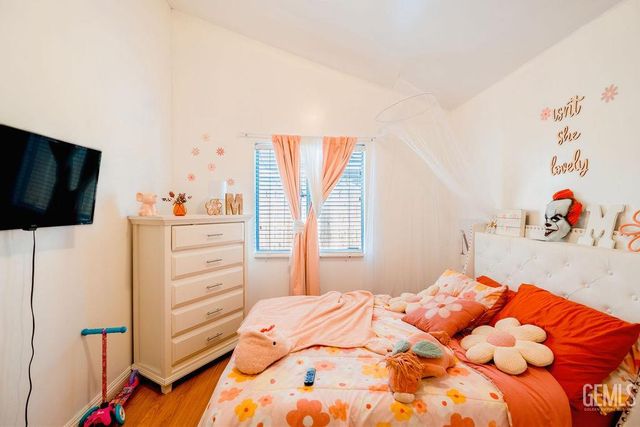 114 Sowerby Village Lane, Bakersfield, CA 93307