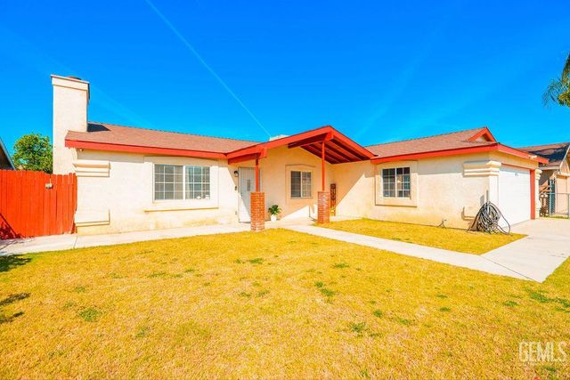 114 Sowerby Village Lane, Bakersfield, CA 93307