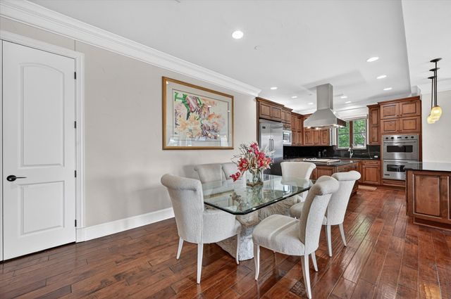 501 Samuels Avenue 110, Fort Worth, TX 76102