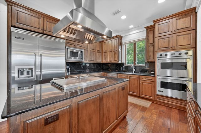 501 Samuels Avenue 110, Fort Worth, TX 76102