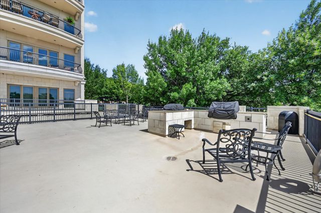 501 Samuels Avenue 110, Fort Worth, TX 76102
