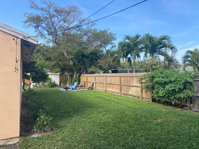 1815 Juno Road 3, North Palm Beach, FL 33408