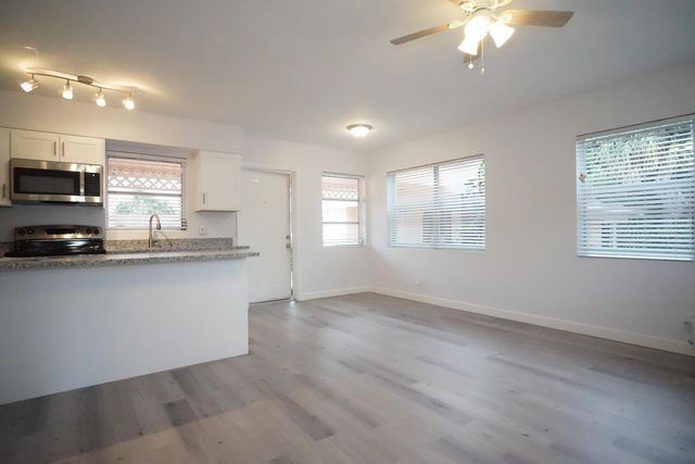 1815 Juno Road 3, North Palm Beach, FL 33408