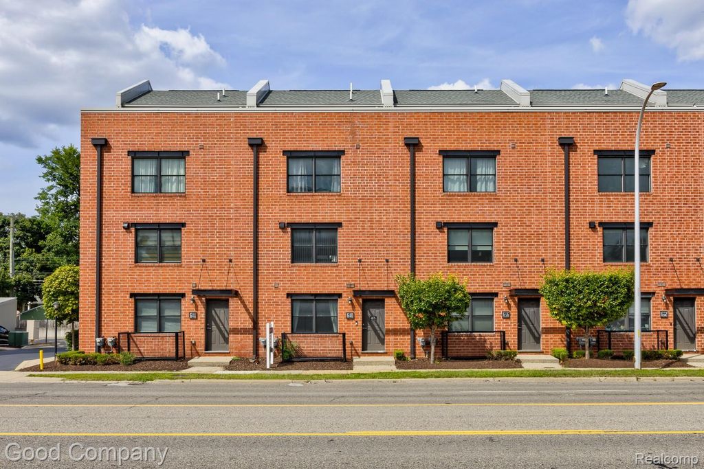 640 W 11 Mile Road, Royal Oak, MI 48067
