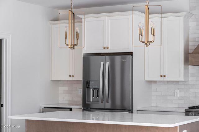 223 Pinewood Drive, Schenectady, NY 12303