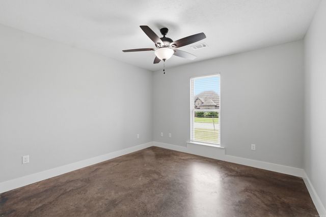 5 Aspen Creek Drive, Vilonia, AR 72173