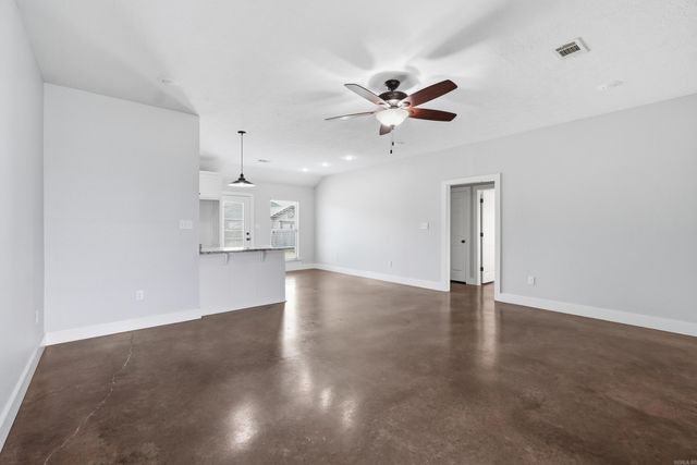 5 Aspen Creek Drive, Vilonia, AR 72173