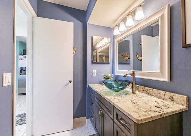 5901 BAHIA DEL MAR CIRCLE 422, St Petersburg, FL 33715