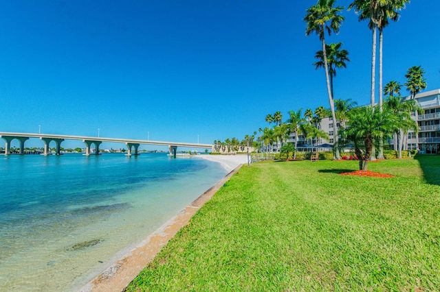 5901 BAHIA DEL MAR CIRCLE 422, St Petersburg, FL 33715