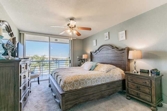 5901 BAHIA DEL MAR CIRCLE 422, St Petersburg, FL 33715