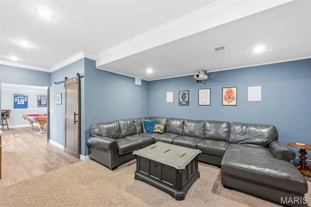 319 Braeswick Drive, Lake St Louis, MO 63367