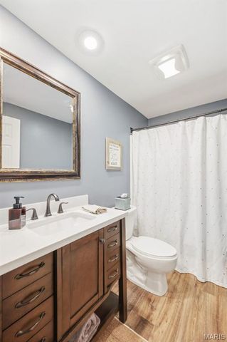 319 Braeswick Drive, Lake St Louis, MO 63367