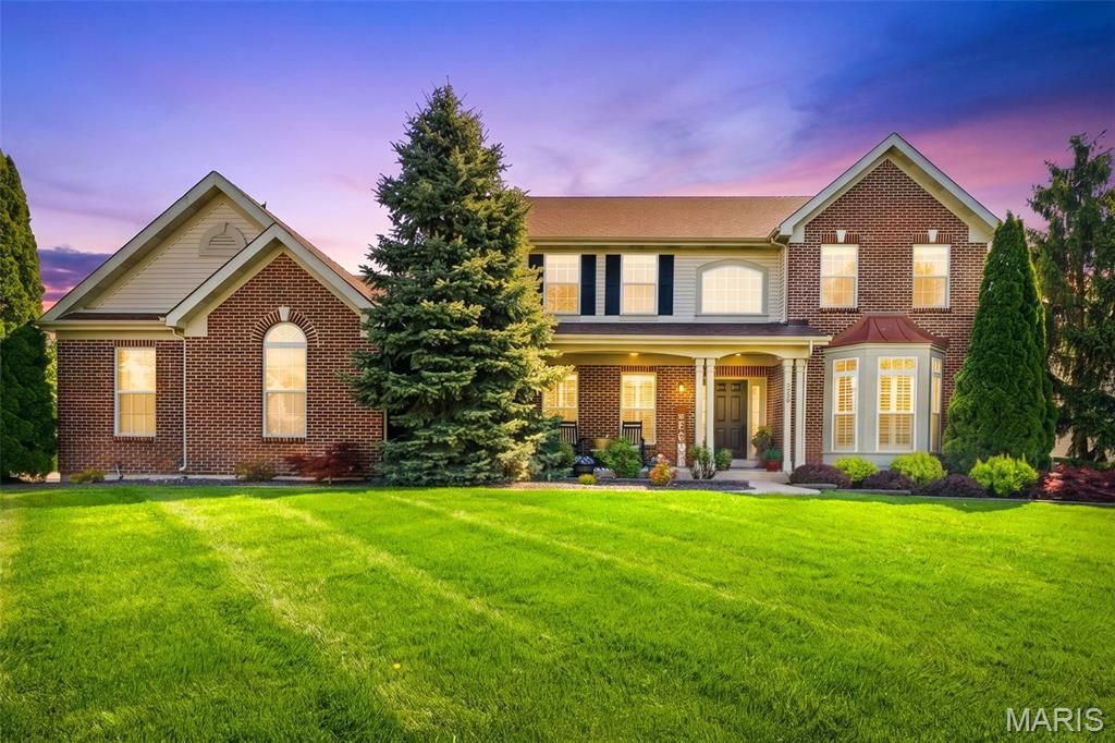 319 Braeswick Drive, Lake St Louis, MO 63367